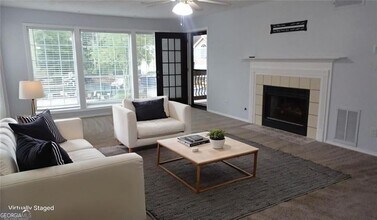 407 Berkeley Woods Dr in Duluth, GA - Building Photo - Building Photo
