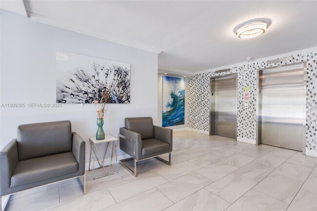 2671 S Course Dr in Pompano Beach, FL - Building Photo - Building Photo