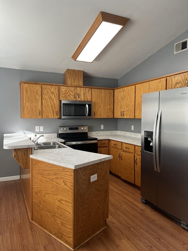 83 Black Foot Rd in Crawfordville, FL - Building Photo - Building Photo