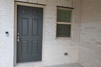 16948 Juniper Blossom Bnd in Conroe, TX - Foto de edificio - Building Photo