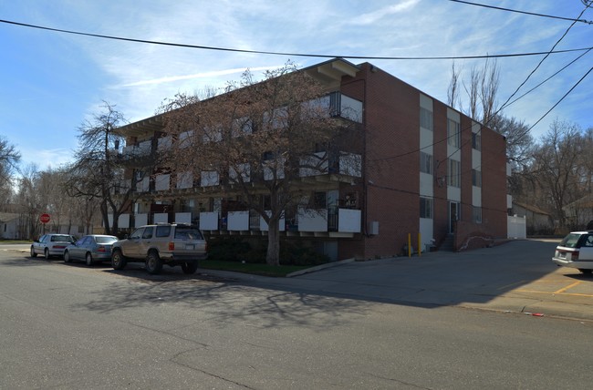 Sunset Plaza in Longmont, CO - Building Photo - Building Photo