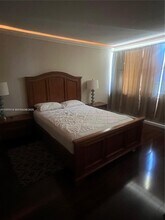 1825 S Ocean Dr in Hallandale Beach, FL - Foto de edificio - Building Photo