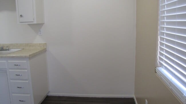 9929 Rosedale Hwy in Bakersfield, CA - Building Photo - Building Photo