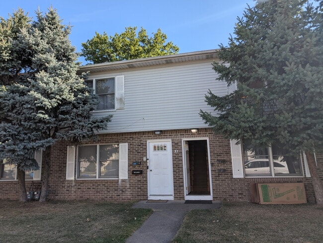property at 32 Wood St