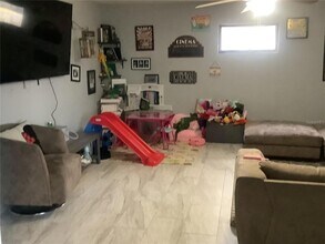 4417 Perch St in Tampa, FL - Foto de edificio - Building Photo