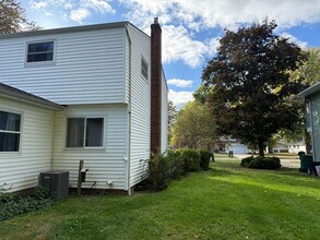7737 Ohio St in Mentor, OH - Building Photo - Building Photo