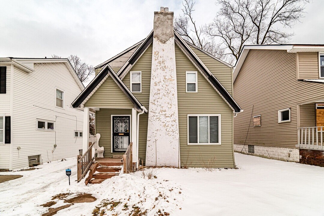 16530 Inverness St in Detroit, MI - Building Photo