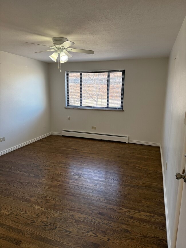 1410 S Ash St, Unit Unit in Denver, CO - Building Photo - Building Photo