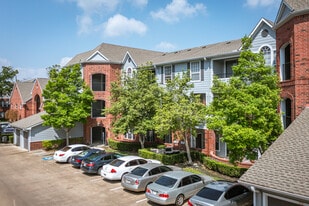 Veranda at Centerfield in Houston, TX - Building Photo