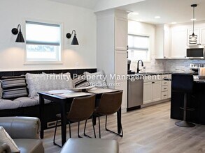 110 Edison St in Nutter Fort, WV - Building Photo - Building Photo