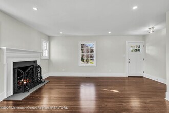 121 Bingham Ave in Rumson, NJ - Building Photo - Building Photo