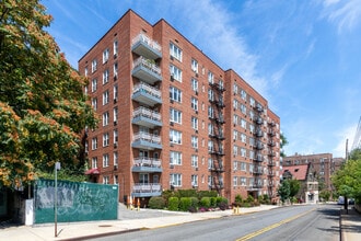 The Raymont in Riverdale, NY - Building Photo - Primary Photo