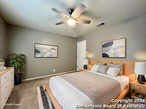 10635 Shaenleaf in San Antonio, TX - Building Photo - Building Photo