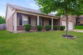 1609 Sawmill Creek Ln in Cordova, TN - Building Photo - Building Photo