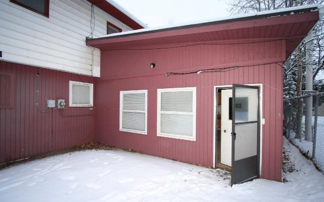 5210 E 22nd Ave in Anchorage, AK - Foto de edificio - Building Photo