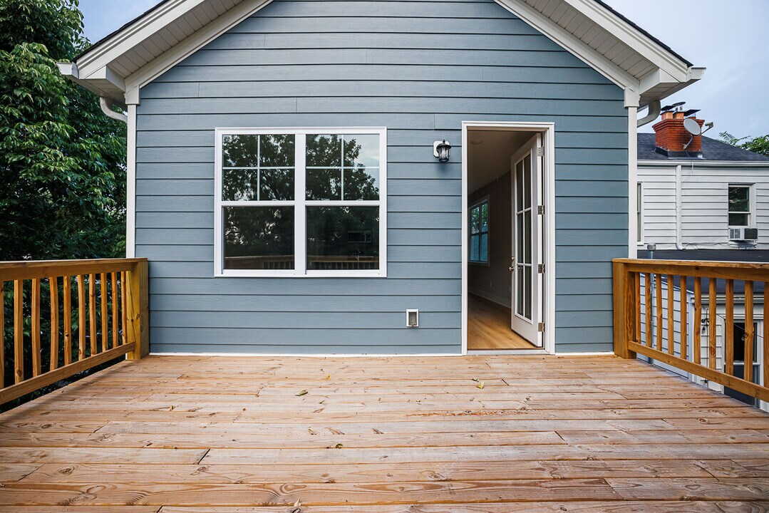 968 Samuel St, Unit 101 in Louisville, KY