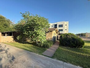2226 N 28th St in Phoenix, AZ - Building Photo - Building Photo