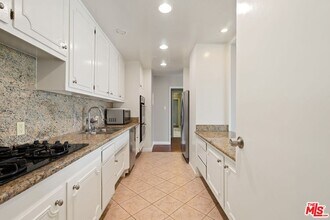 101 California Ave in Santa Monica, CA - Building Photo - Building Photo