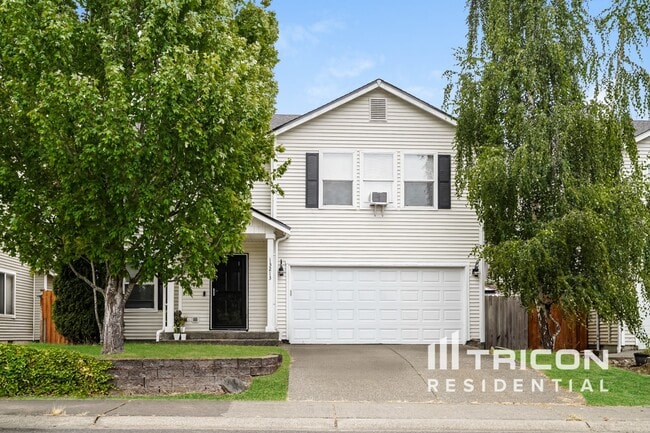 property at 13213 122nd Ave E