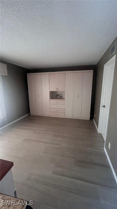 200 Pebble Beach Blvd in Naples, FL - Building Photo