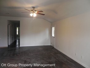 108 E Truman Ave-Unit -Unit B in Copperas Cove, TX - Building Photo - Building Photo