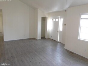 227 Bayberry St in Pemberton Township, NJ - Building Photo - Building Photo