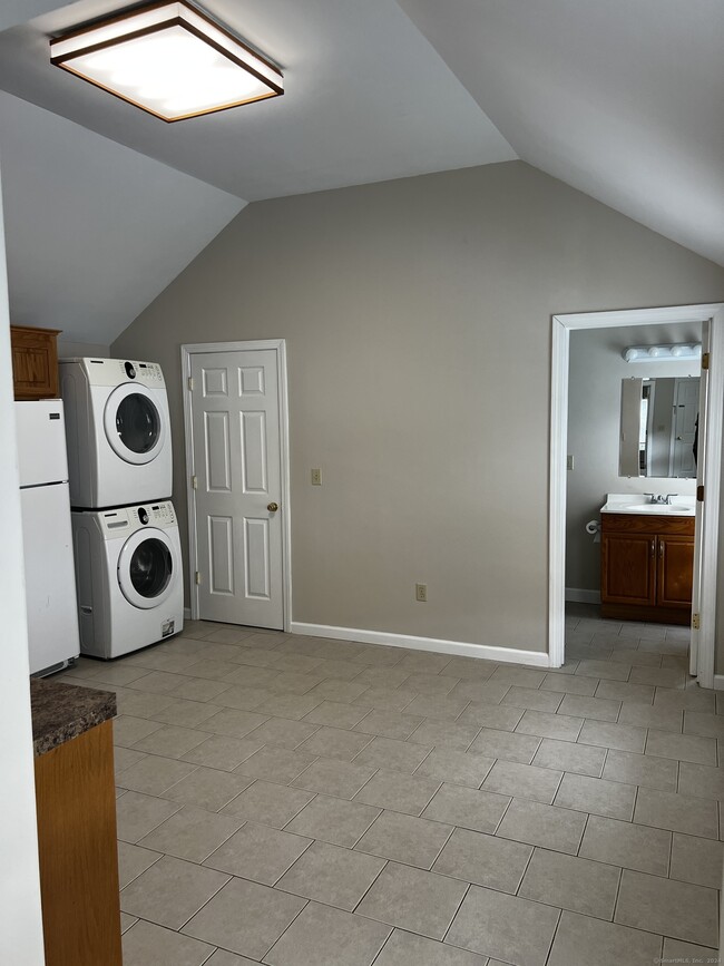 30 West St in Middletown, CT - Building Photo - Building Photo
