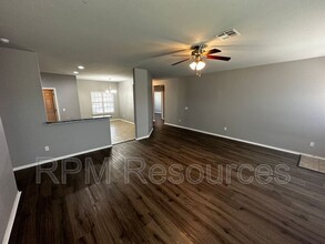 2820 Cider Mill Ln in Yukon, OK - Building Photo - Building Photo