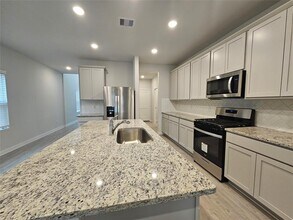 5823 Quest Valley Dr in Katy, TX - Building Photo - Building Photo
