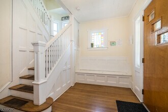 14 Ravine Ave in Caldwell, NJ - Building Photo - Building Photo