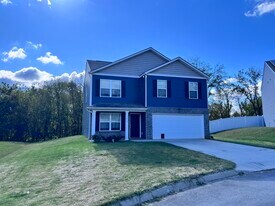1610 River Poppy Road in Mascot, TN - Building Photo