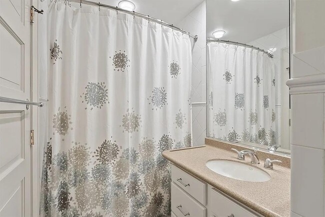 property at 122 Hamilton St