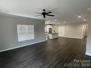 423 Dallas Stanley Hwy in Dallas, NC - Building Photo - Building Photo