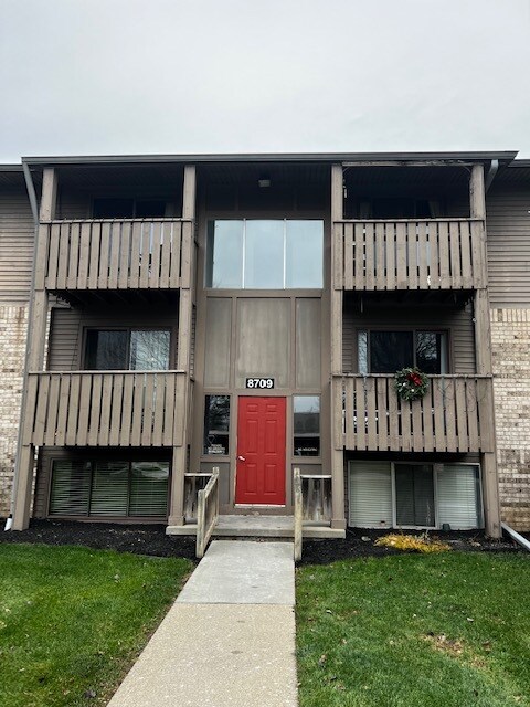 8709 Candlewood Trl, Unit 8709 Candlewood trl in Brighton, MI - Building Photo - Building Photo