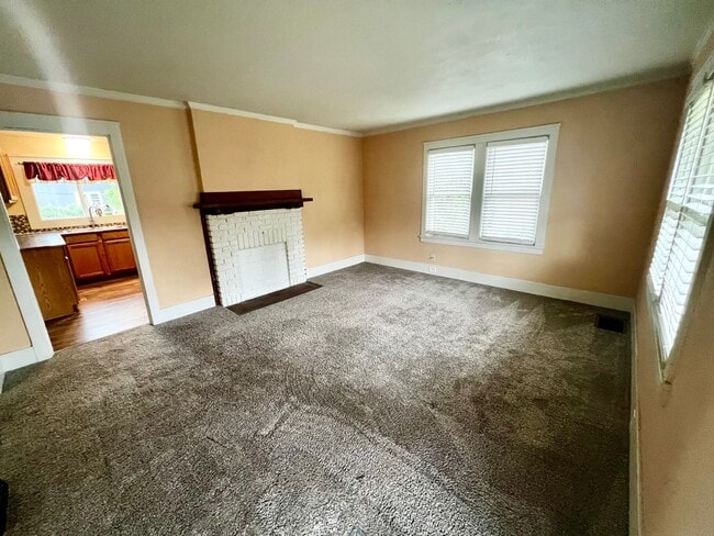 1708 Gregory Way in Bremerton, WA - Building Photo - Building Photo