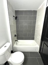 14 Thomas St, Unit 1c in Newark, NJ - Building Photo - Building Photo