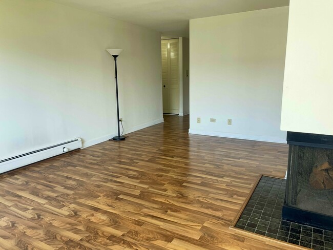 3200 Bayside Dr in Palatine, IL - Building Photo - Building Photo