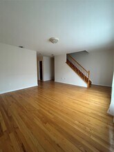 114-29 Dalian Ct in Queens, NY - Building Photo - Building Photo