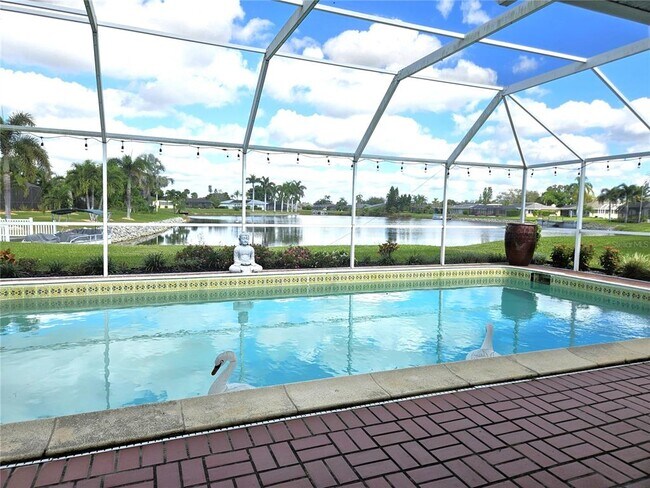 917 S Gondola Dr in Venice, FL - Building Photo - Building Photo