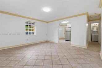 3147 McDonald St in Miami, FL - Building Photo - Building Photo