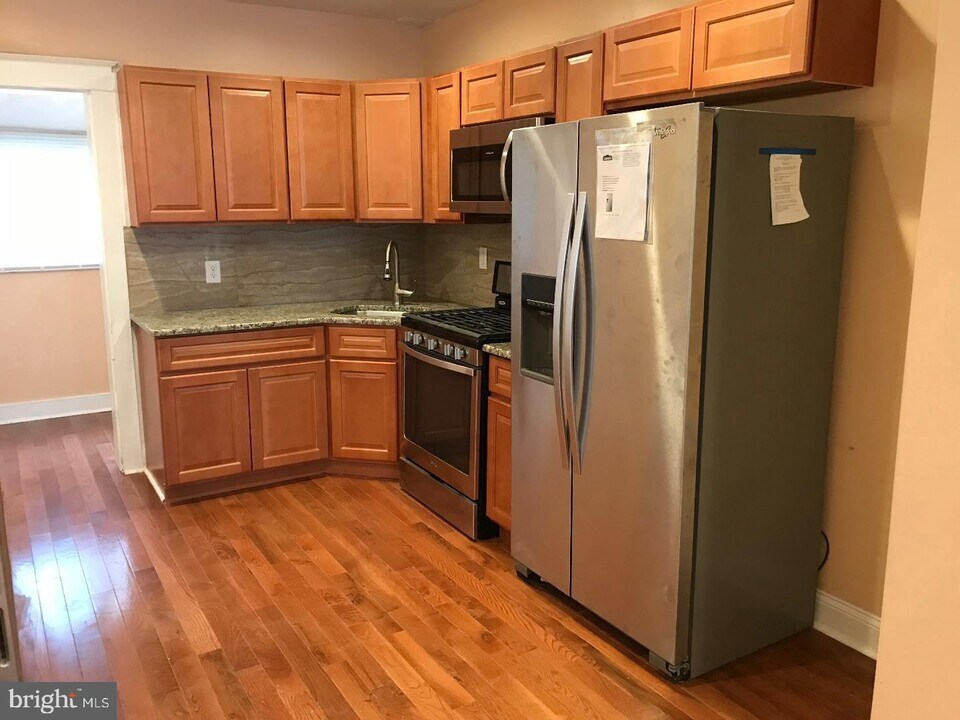 1560 E Berks St Photo