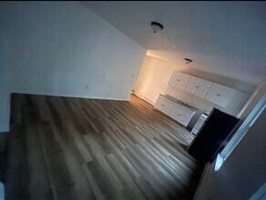 304 S 6th St, Unit Unit 2F in Reading, PA - Foto de edificio - Building Photo