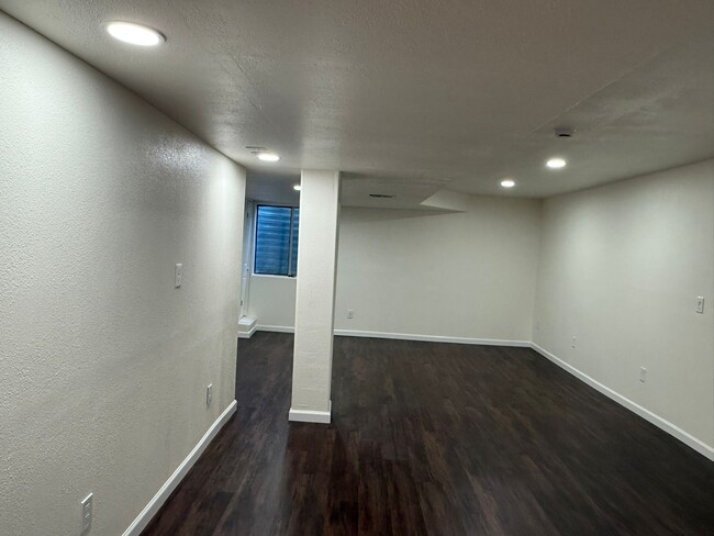 1249 Button Rock Dr, Unit Basement