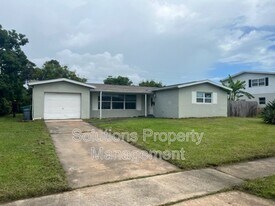 1716 Ixora Dr W in Melbourne, FL - Building Photo