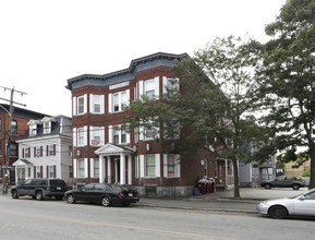 750 Merrimack St in Lowell, MA - Building Photo - Building Photo