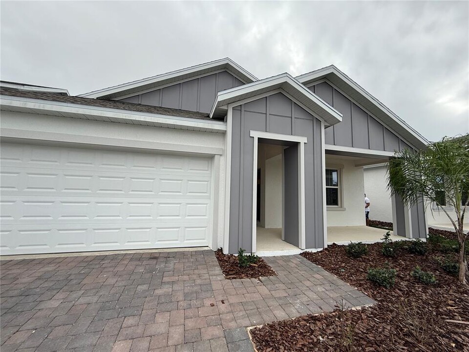 3114 Armstrong Ave in Clermont, FL - Building Photo