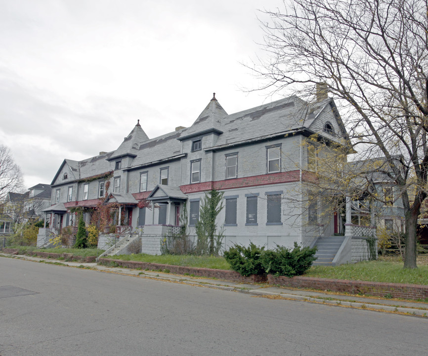 2-10 Richmond Ave in Dayton, OH - Building Photo