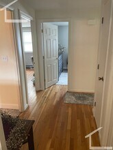 85 Brayton Rd, Unit 2 in Boston, MA - Foto de edificio - Building Photo