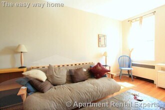 16 Ware St, Unit 2 in Cambridge, MA - Building Photo - Building Photo