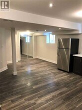 110 Turquoise Crescent in Brampton, ON - Building Photo - Building Photo